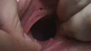 මගුල අතරතුර දේශී ගැහැණු ළමුන