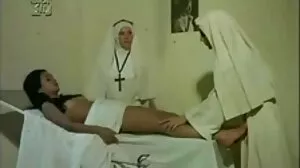 බෝයි මිල්ෆ් වීඩියෝව