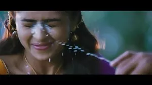 සෝනියා ආර්යාව හැම පැත්තකින්ම කෙලවෙනවා