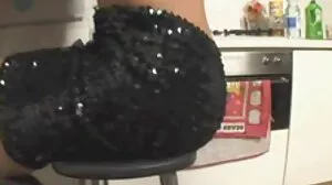 නෝටි ඔෆිස් කේටි මෝගන්